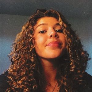 Meet your Posher, Lexi